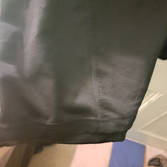 Mountain Ridge Short Sleeved Shirt - Picture 3 of 16